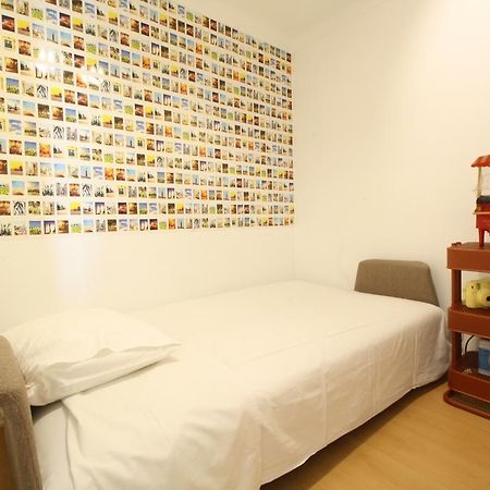 Bairro Alto In A Polaroid - Party In Lisbon Apartment Exterior photo