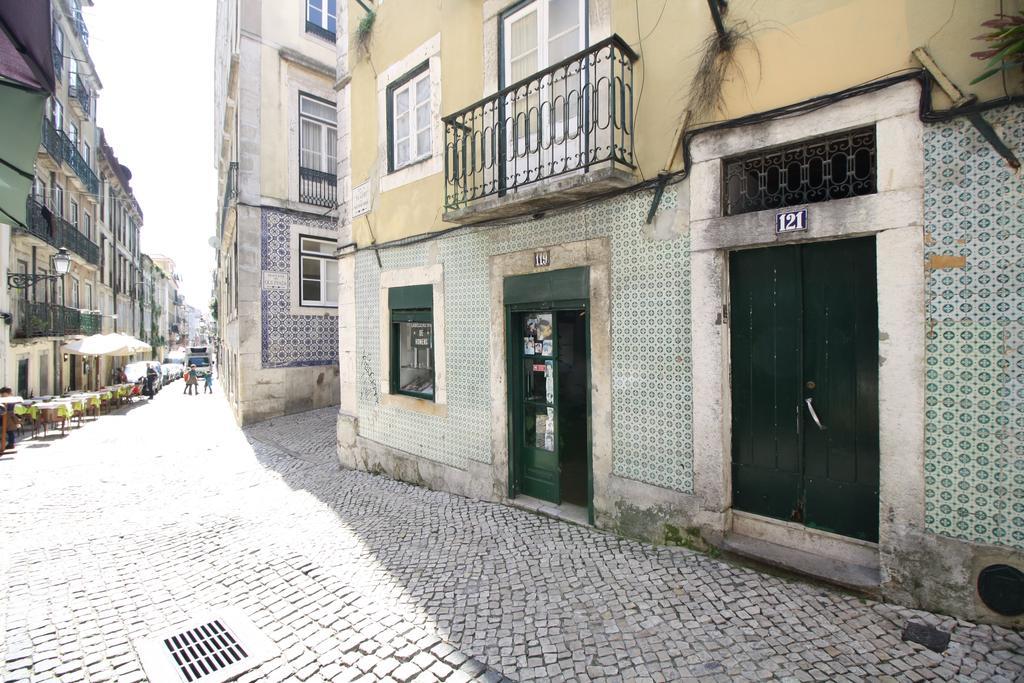 Bairro Alto In A Polaroid - Party In Lisbon Apartment Exterior photo